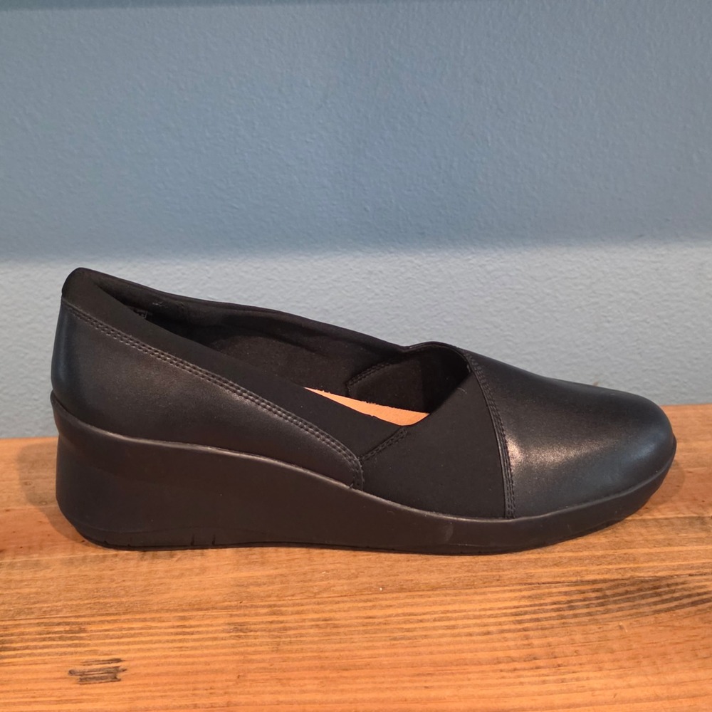 Clarks Womens Suttyn Walk Wedge Black Leather Slip On Comfort Shoes Size 11 M - Picture 7 of 10